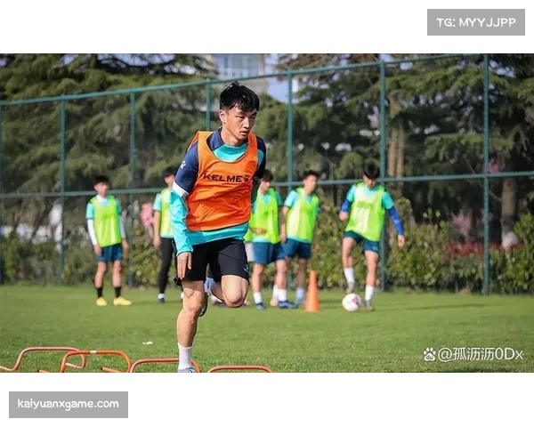 成都蓉城中场双核茹萨杨明洋 传球网络构建球队控场基本盘